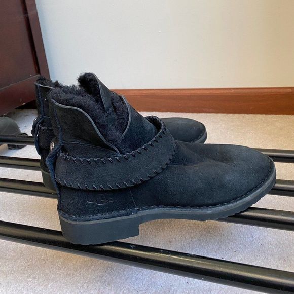 UGG Women 1012358 McKay Genuine Sheepskin Boots - NEW NWOB - Picture 8 of 9
